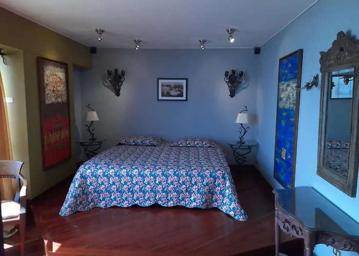 Black Shark Apartments