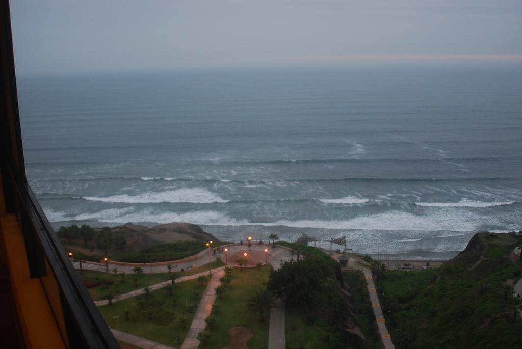 Black Shark Apartamento Lima